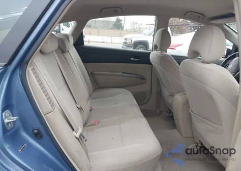 2005 Toyota Prius from USA, damaged, VIN JTDKB22U057014087